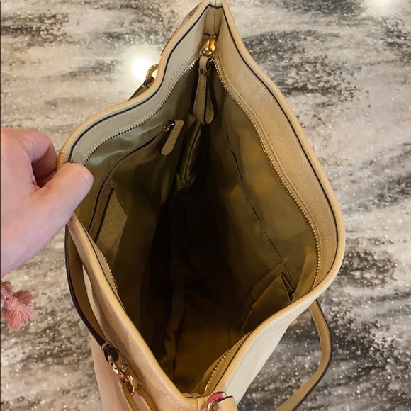 Coach Purse - Picture 3 of 3